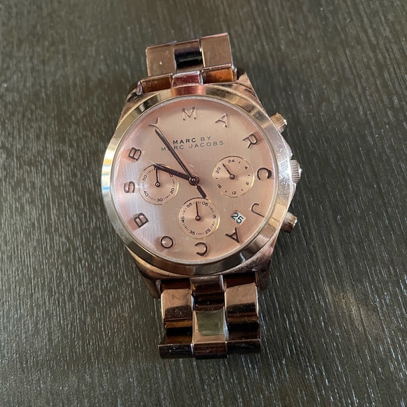 Marc by Marc Jacobs // Rose Gold Watch - Picture 1 of 4